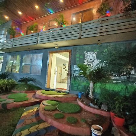 Leopard Farmhouse Mhow ภายนอก รูปภาพ