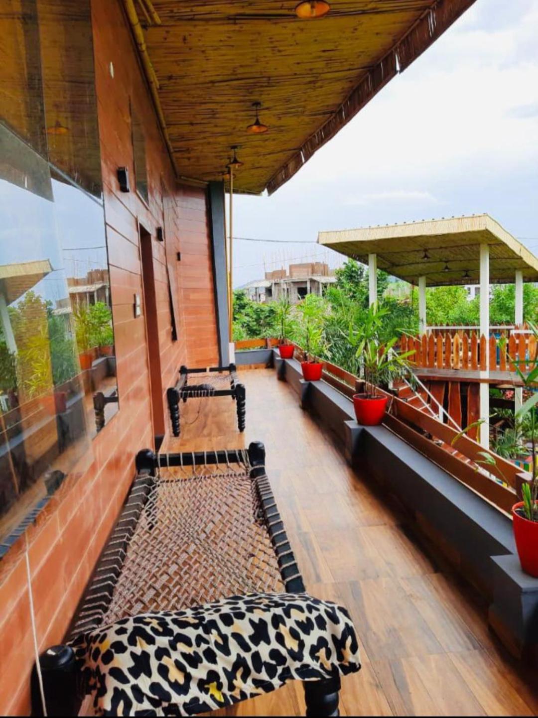 Leopard Farmhouse Mhow ภายนอก รูปภาพ