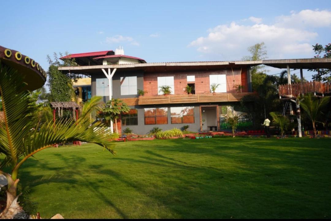 Leopard Farmhouse Mhow ภายนอก รูปภาพ